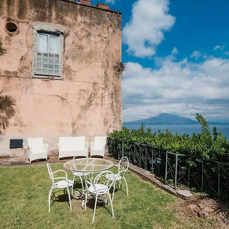 Lovely Flat In A Castle - Sorrento Coast Apartment *